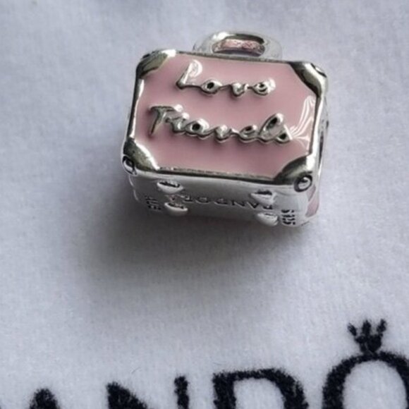 Pandora Love Travels Charm - Picture 1 of 4